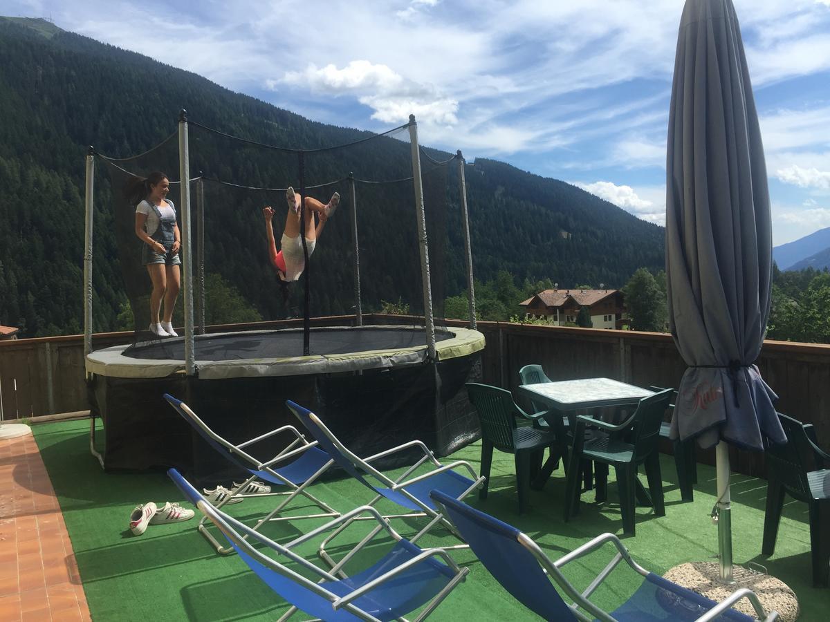 Hotel Tosa Мадона ди Кампильо Екстериор снимка