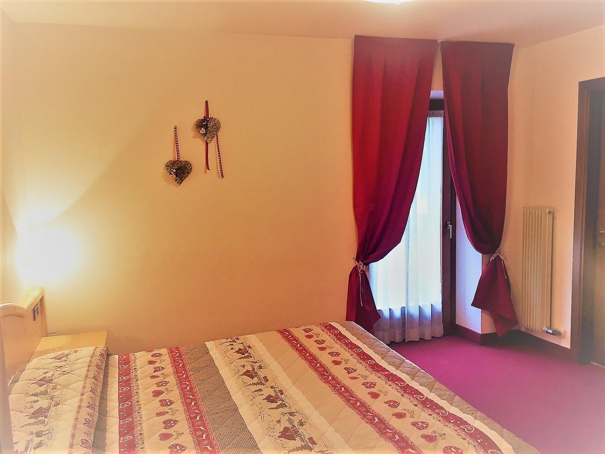 Hotel Tosa Мадона ди Кампильо Екстериор снимка